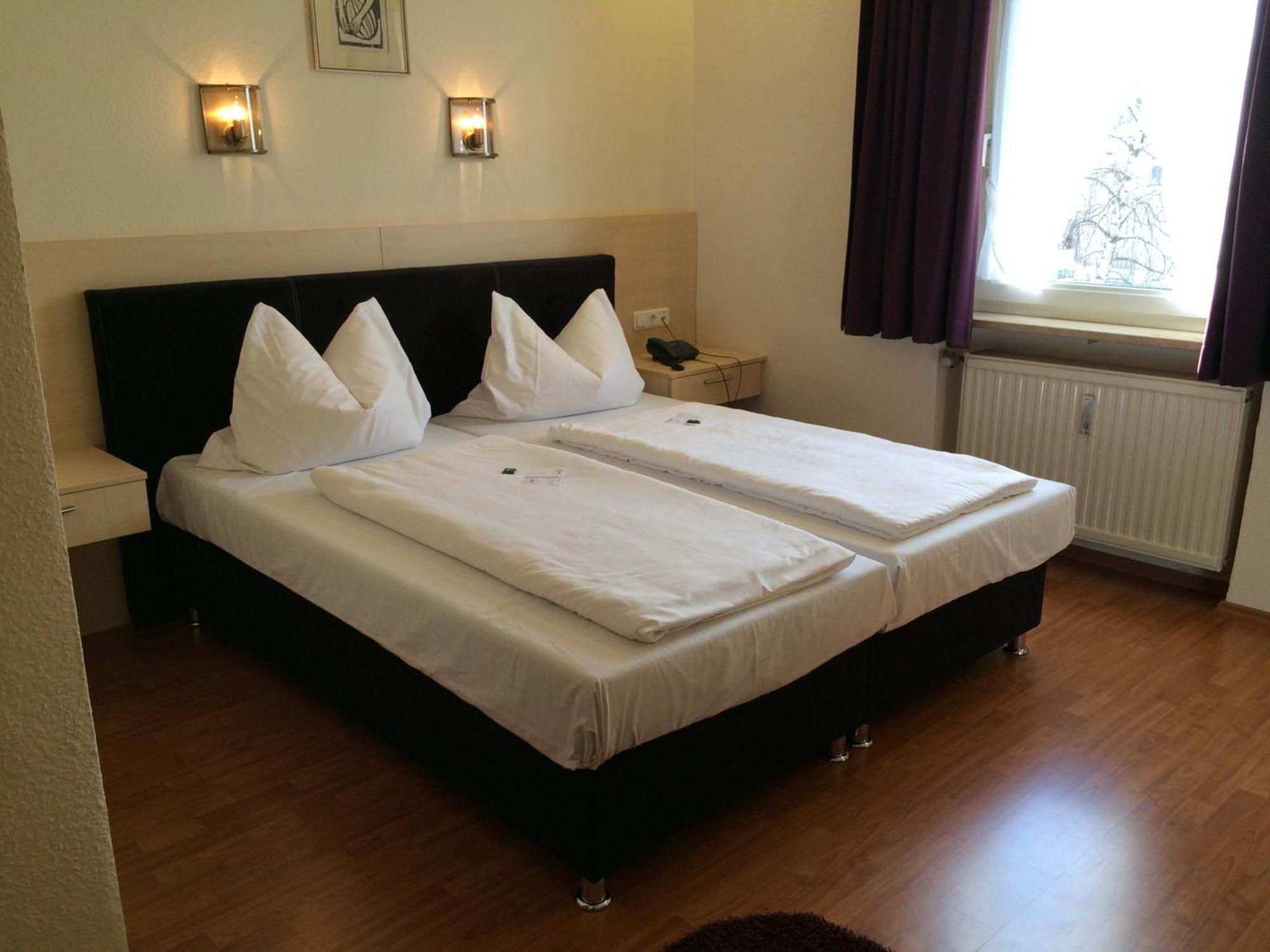 Hotel Grader Neustadt an der Waldnaab Zewnętrze zdjęcie